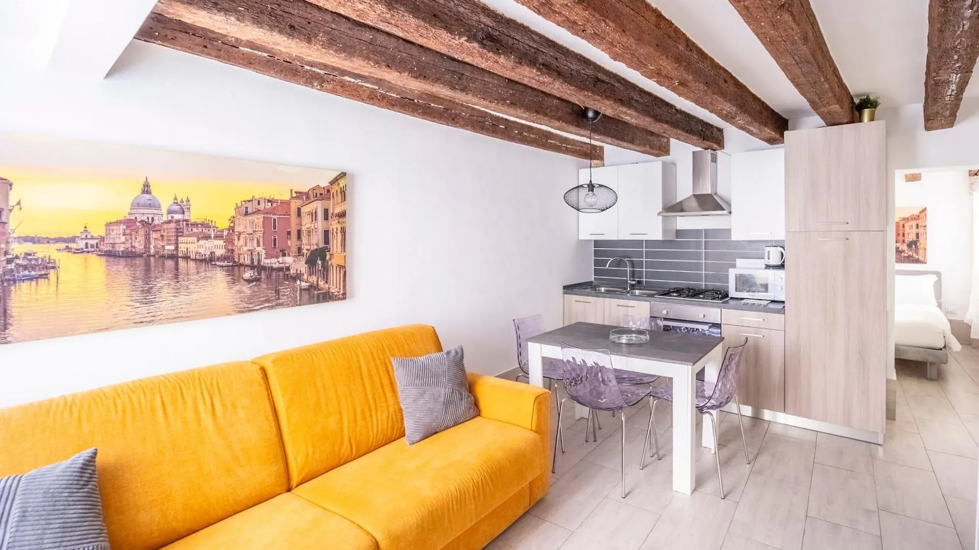 Apartment La Vida By Venicevillas Italy
